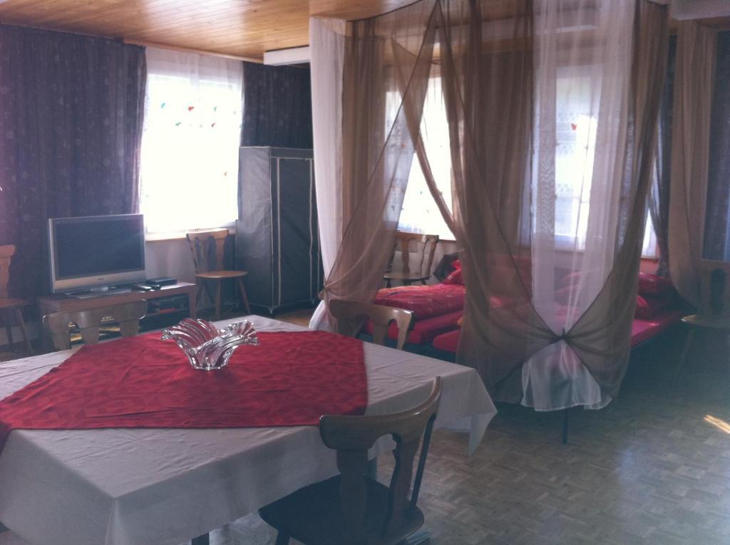 Bed and Breakfast Gasthof Am Bach Boltigen Pokoj fotografie